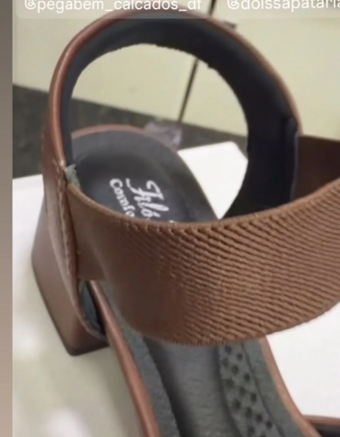 Sandália Filó Fashion marrom de tira larga